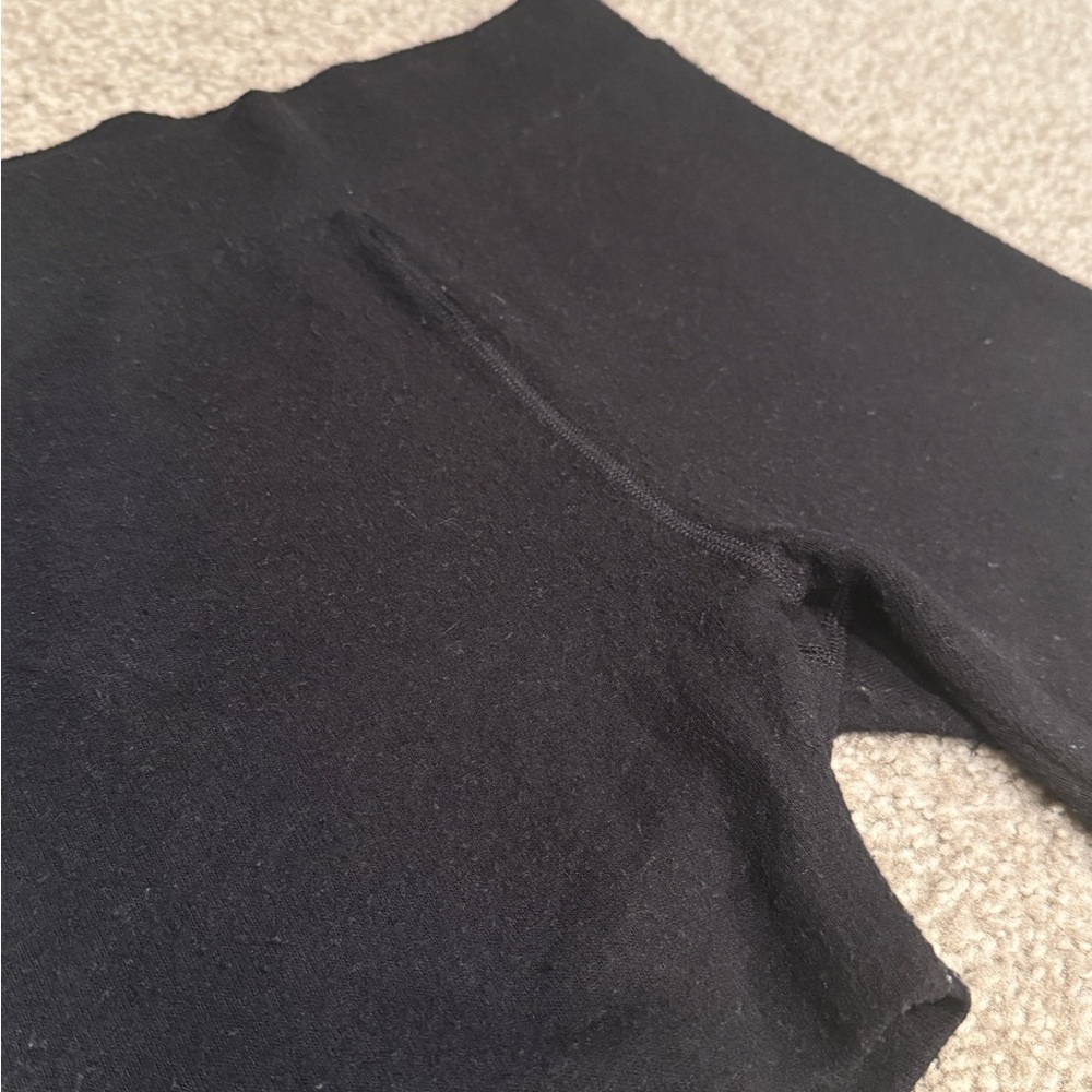 Alo Lounge Shorts - Picture 7 of 8